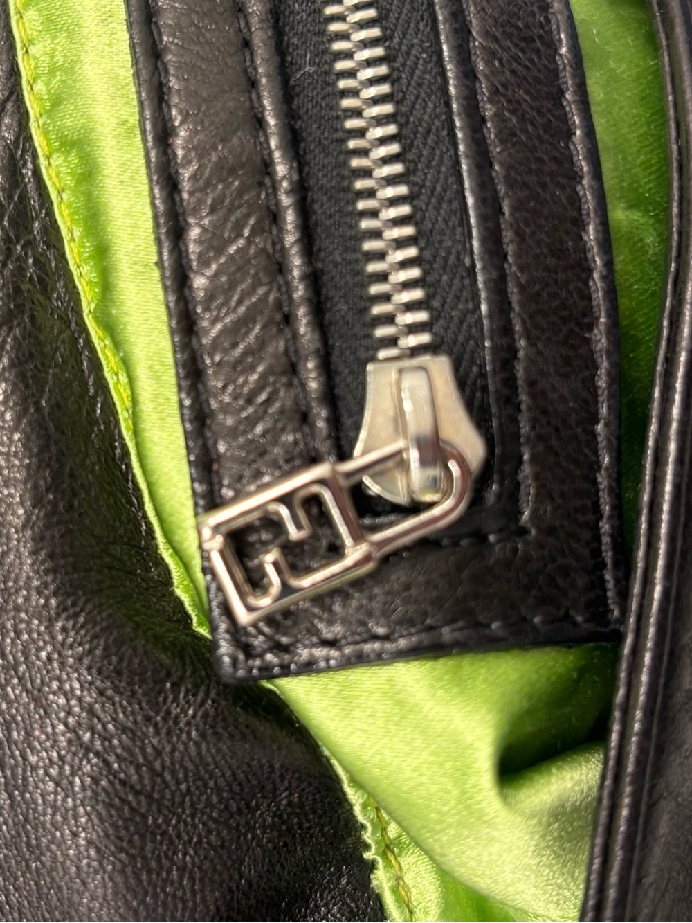 Rare Vintage Fendi Mamma Baguette – Black Leather & Lime Green FF Buckle - Picture 12 of 12